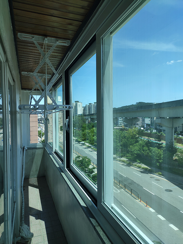 용인시의 지원을 받아 단열창호로 교체한 가구(자료제공=용인시)