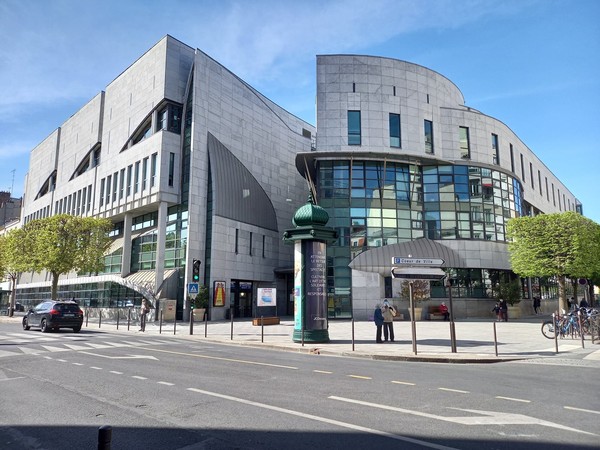 벵센느 중앙 도서관의 입면(사진=어정연)