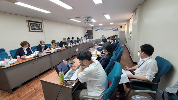 용인특례시 처인구청 소회의실에서 건축행정에 대한  소통과 협업을 위한 소통회의 개최(자료제공=용인지역건축사회)