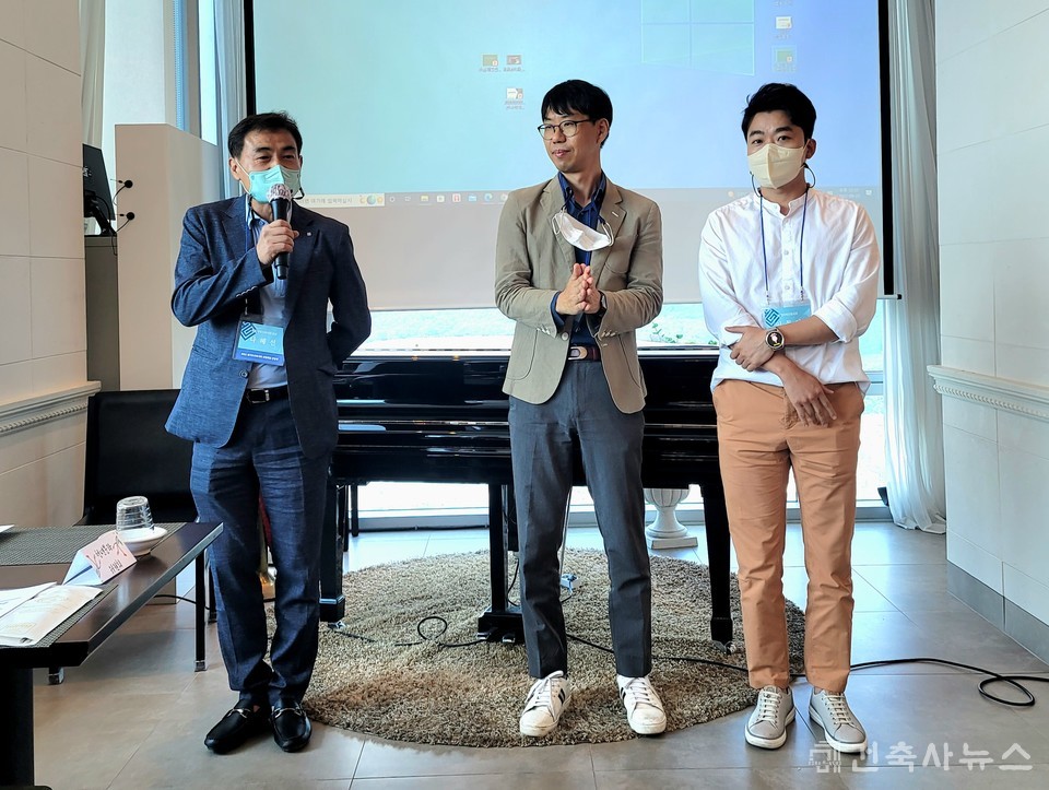 부천지역건축사회, (좌측부터)나혜선 회장, 연희태 건축사, 이동아 건축사