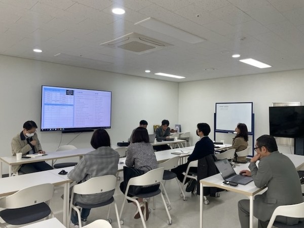 용인지역건축사회 회의실에서 설명회 진행(자료제공=용인지역건축사회)