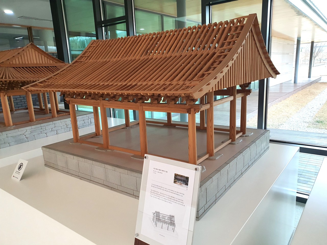  전통건축부재보존센터 전시관 내부(사진=최한녕)