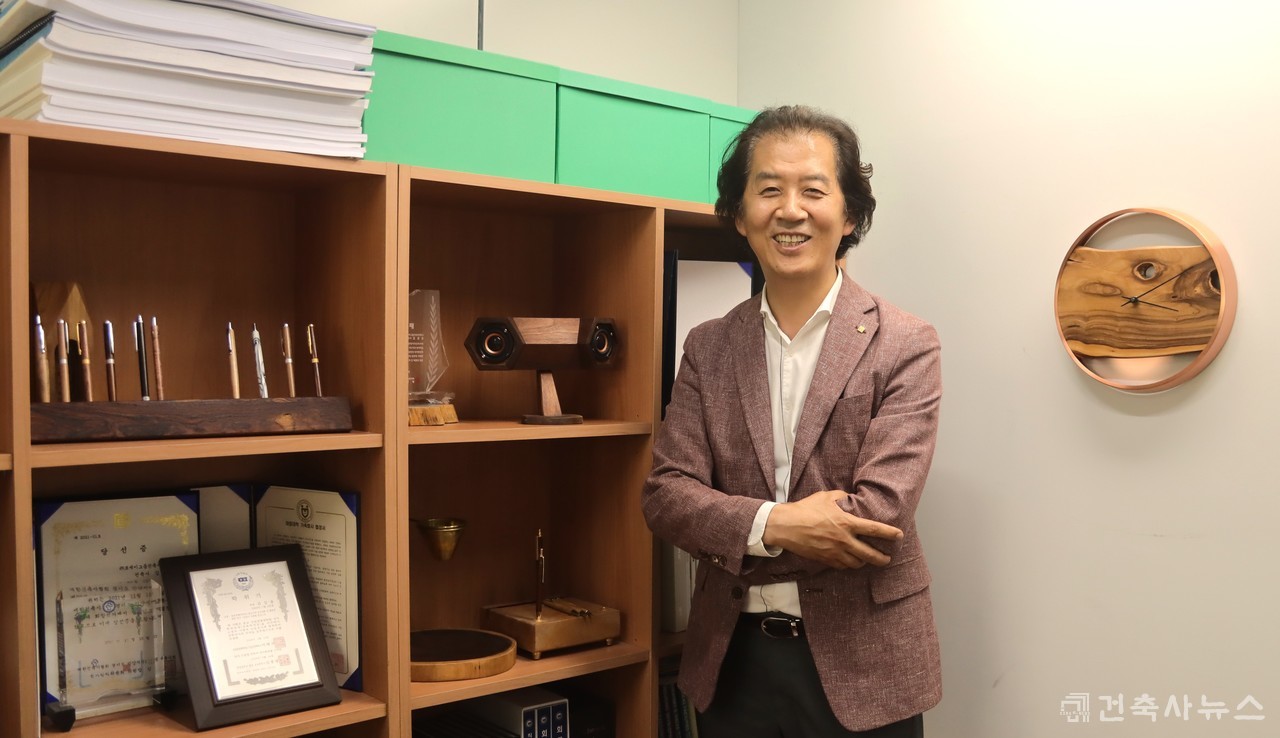 ㈜포에이그룹 건축사사무소 김길용 건축사