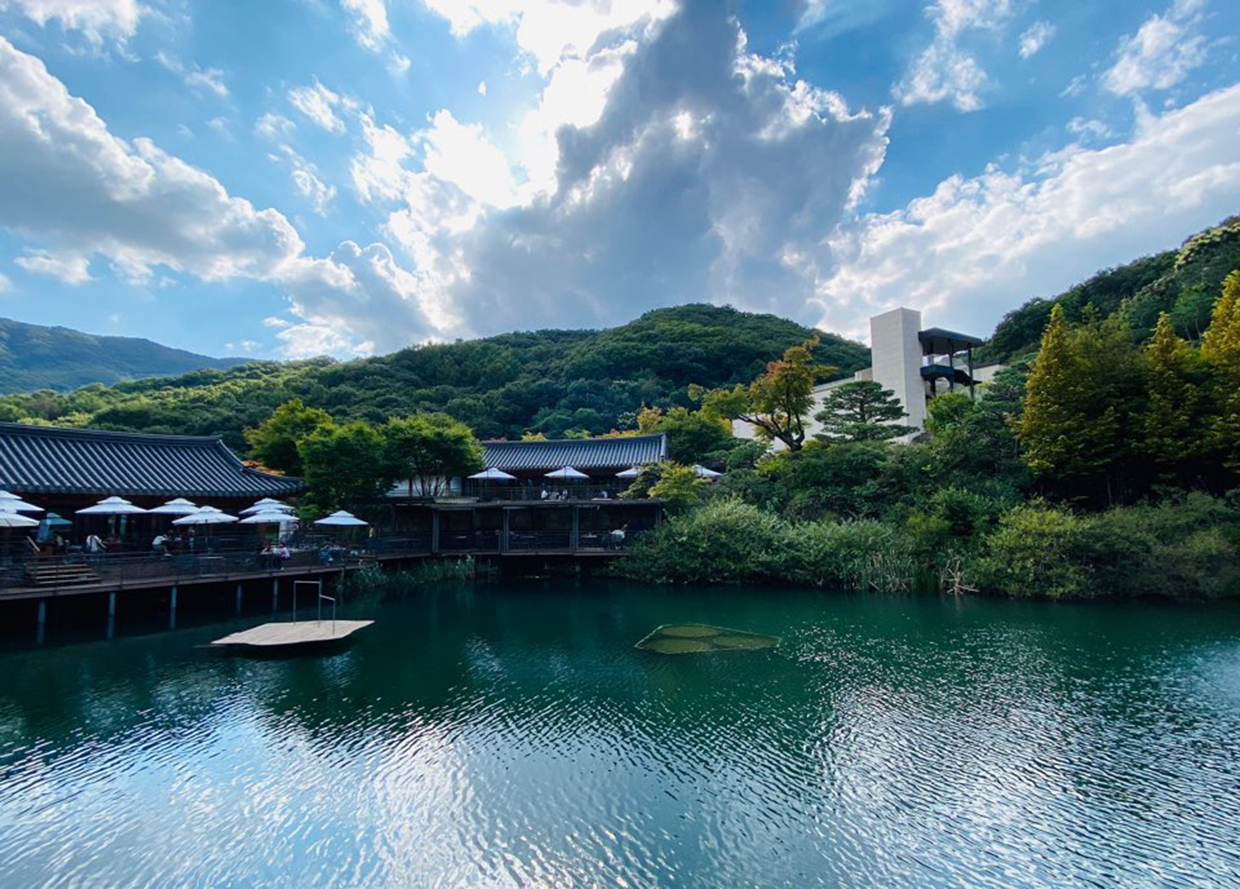 번지없는 주막, 원앙연못, 화담채(사진=고성철)