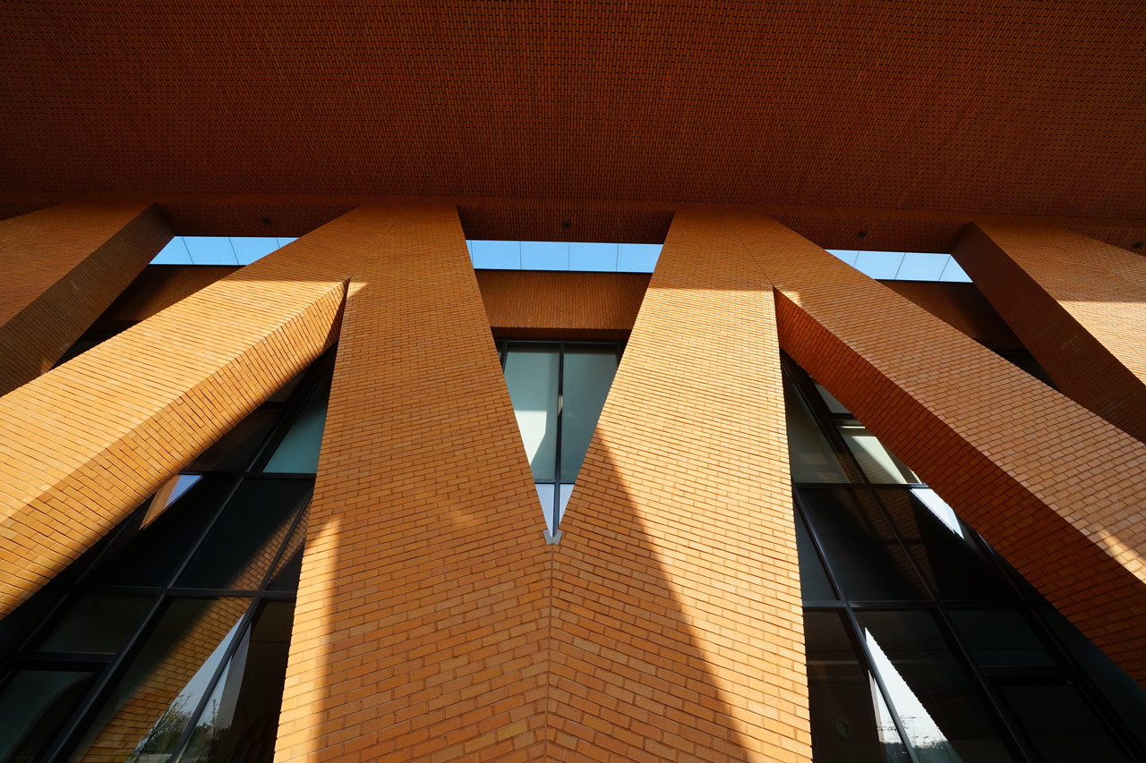 회랑 기둥 확대 사진(사진=김혜성)