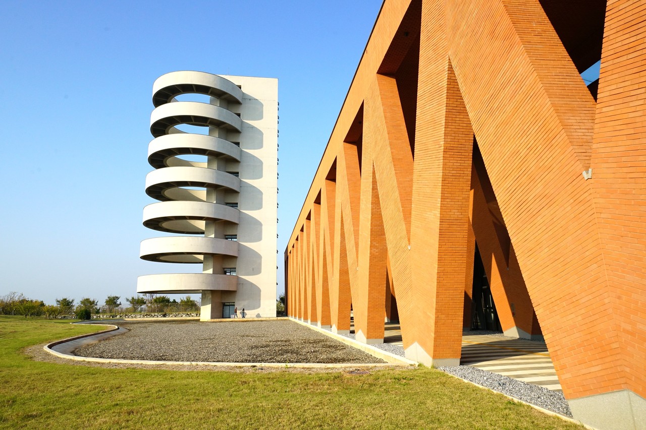 매향리 평화기념관 수면위의 전망대 전경(사진=김혜성)