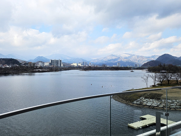 루프탑에서 바라본 전경(사진=송선부)