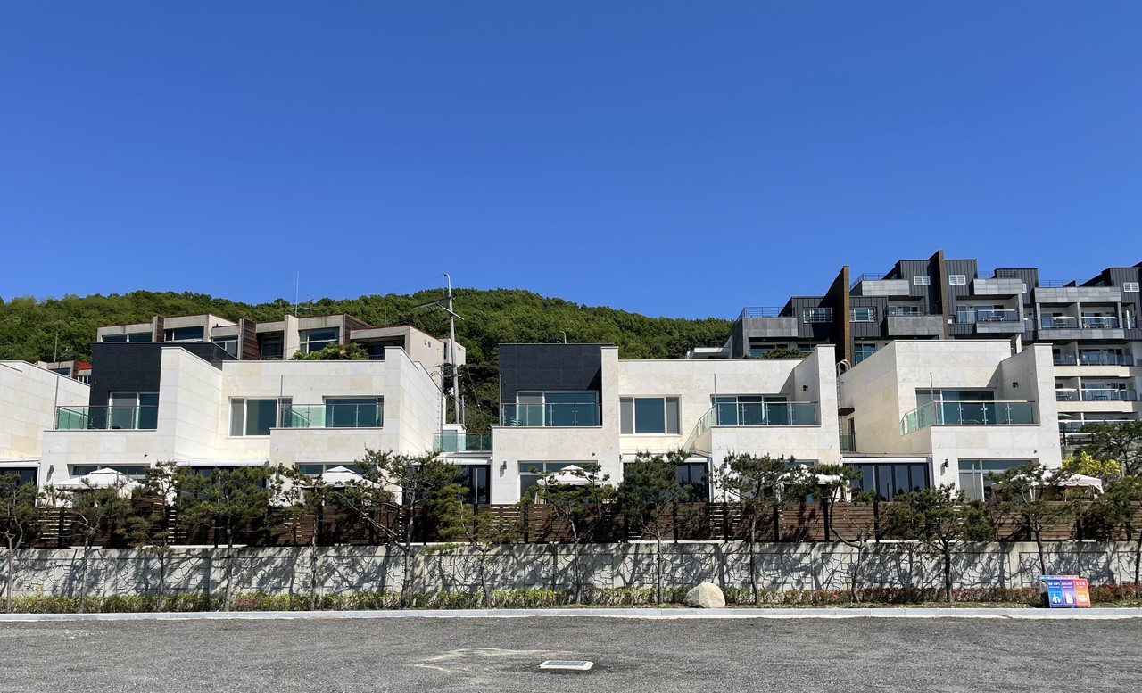 강화도 엘리야 리조트 풀빌라(자료제공=테라건축사사무소)