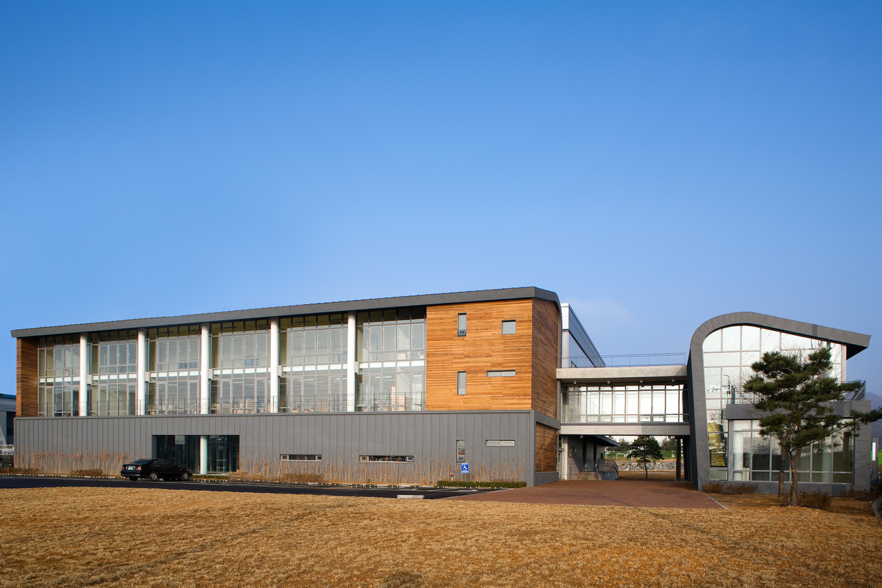 아임삭 오창 공장, 2008 한국건축문화대상 대통령상(자료제공=CGS건축사사무소)