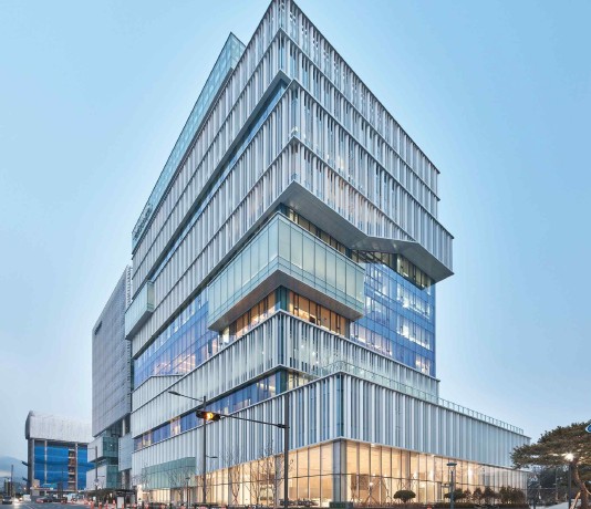 텔레칩스 판교 신사옥, 제30회 경기도건축문화상 대상, ㈜해안 종합건축사사무소(설계자 : 윤세한)(자료제공=경기도건축사회)